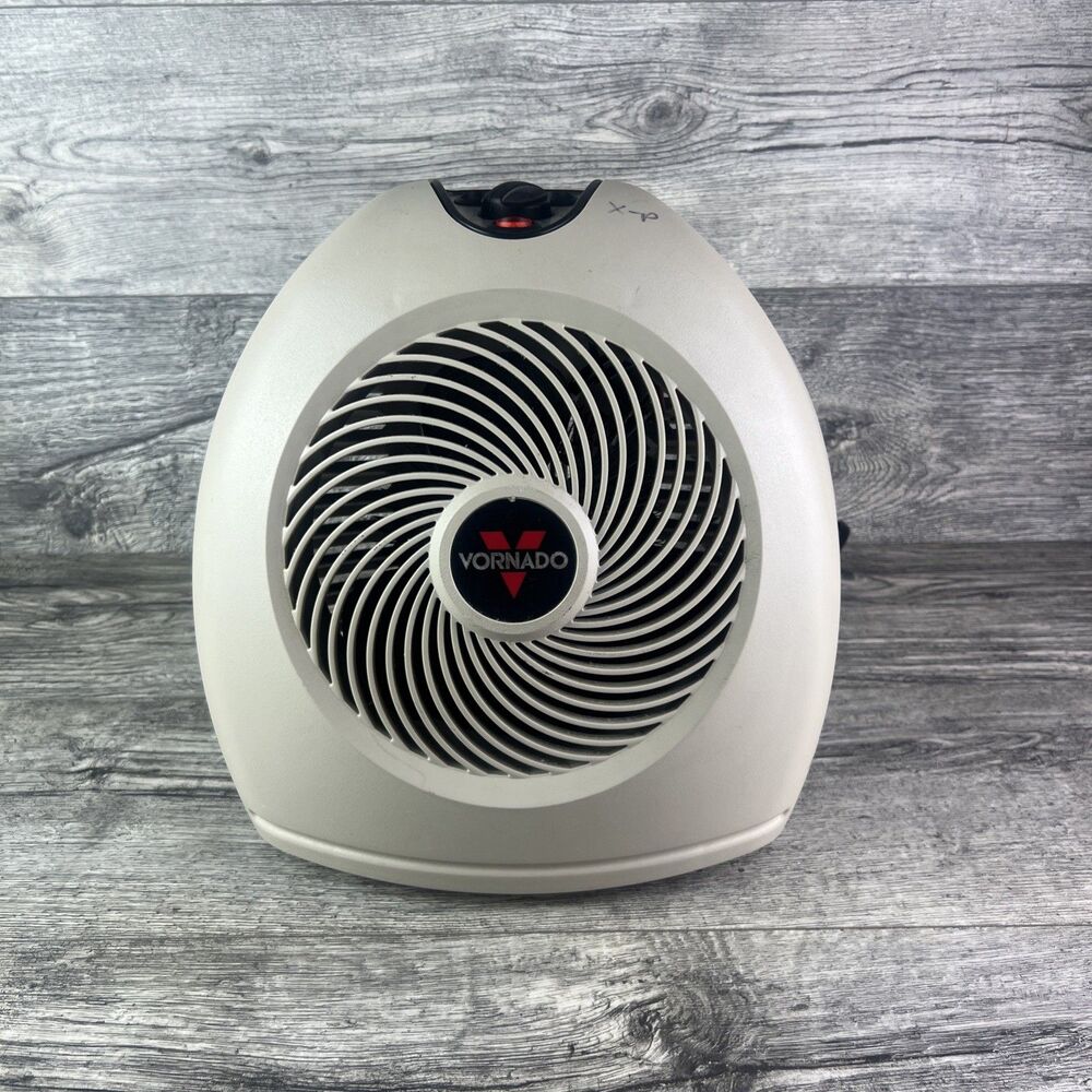 Vornado VH2 Electric Portable Heater 1500W Cream Tipover Protection